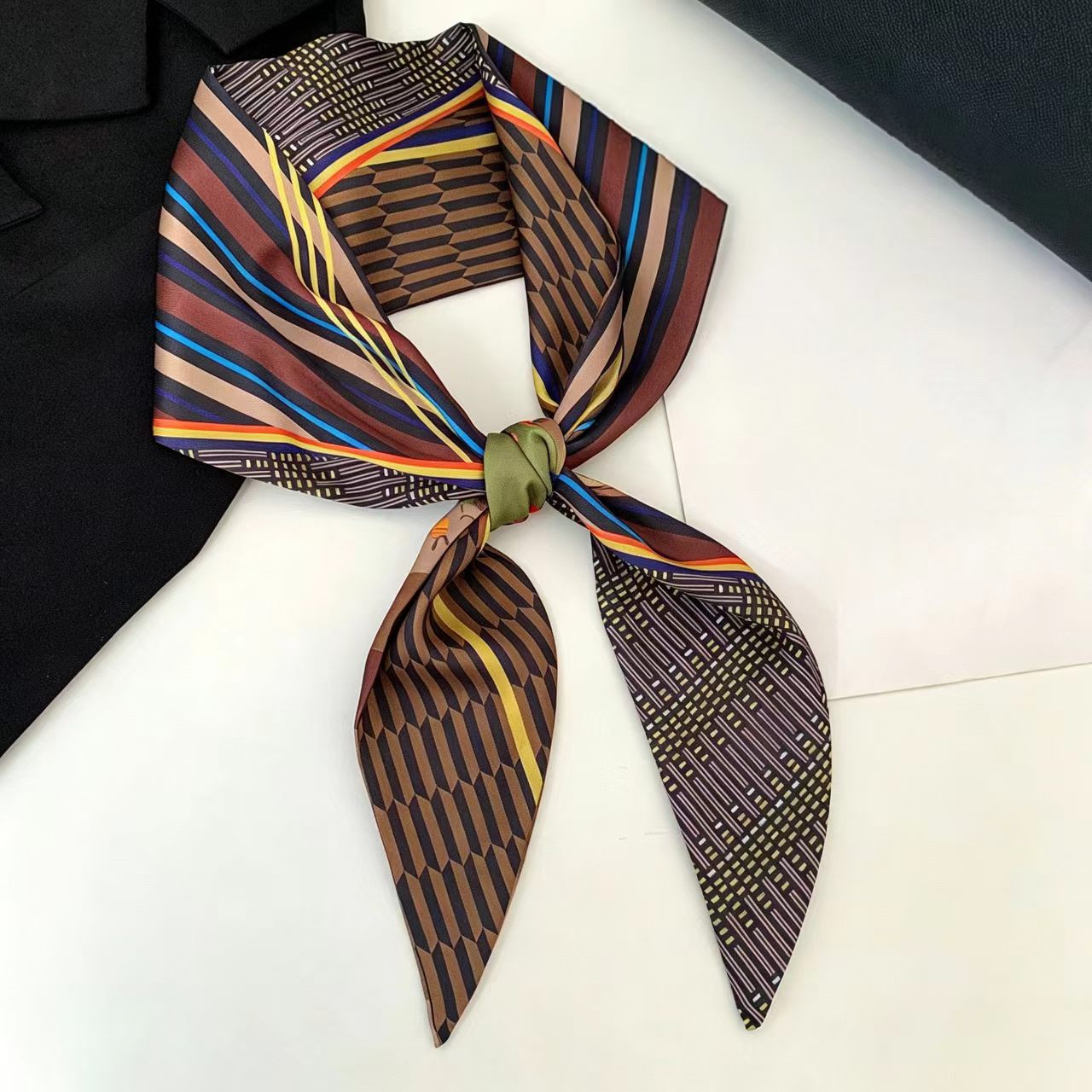 Silk Tie Woven - Lüks Baskılı Uzun Saç Kurdelesi Bevel